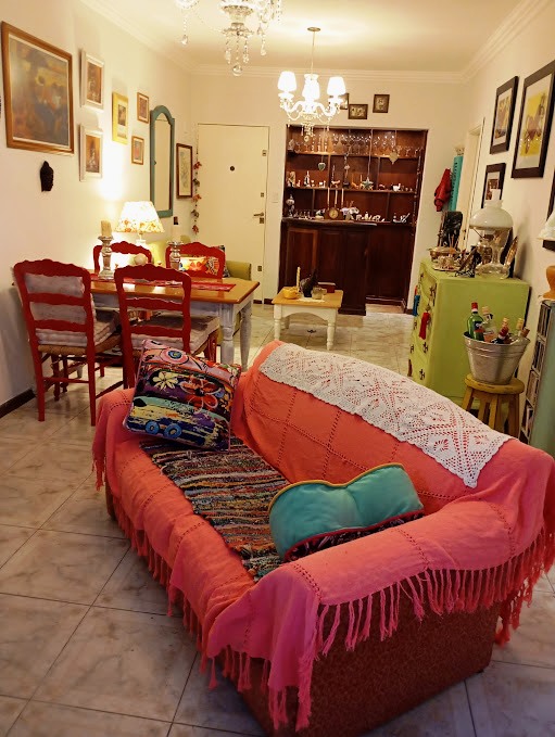 Imagen de LA PERLA - Av Independencia 900 - 4 amb. con patio, cochera, lavadero, jardin inv. - IMPECABLE