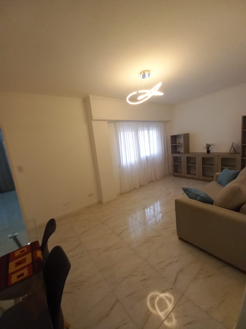 Imagen de 1598 Mdp - Plaza Colón / Tribunales  OFrecemos Hemoso 2 amb. totalmente reciclado, amoblado y equipado. IDEAL PARA RENTA