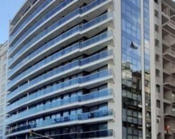 Imagen de #1634 - PLAZA COLON - 2 amb. Vista panoramica. Balcon terraza. Amoblado y equipado. Seguridad 24 hs. Edificio de categoría